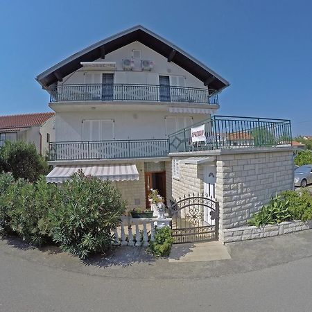 Primasrima Apartments Vodice Exteriör bild